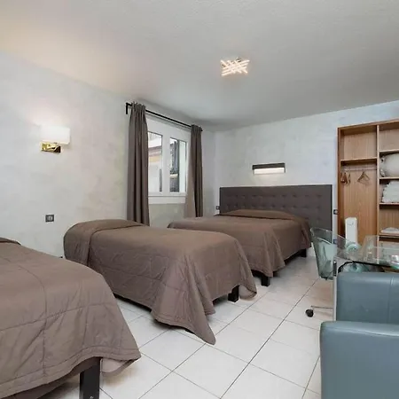 多奥尔内克斯汽车旅馆 3*