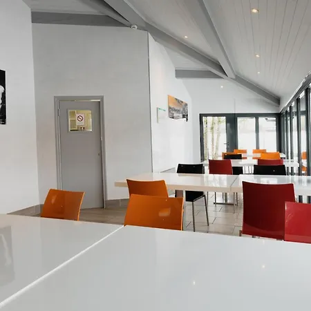 多奥尔内克斯汽车旅馆 3*