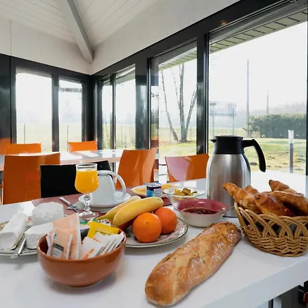 多奥尔内克斯汽车旅馆 3*