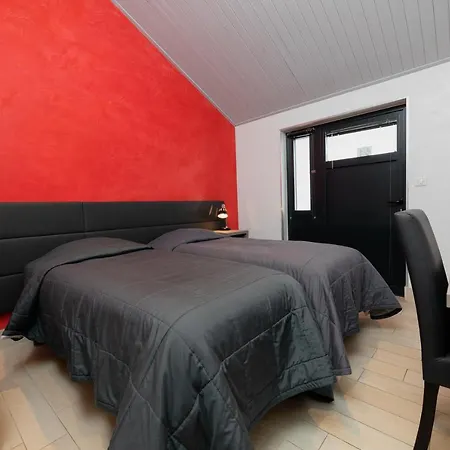 多奥尔内克斯汽车旅馆 3*