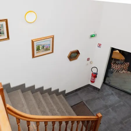 多奥尔内克斯汽车旅馆 汽车旅馆 3*